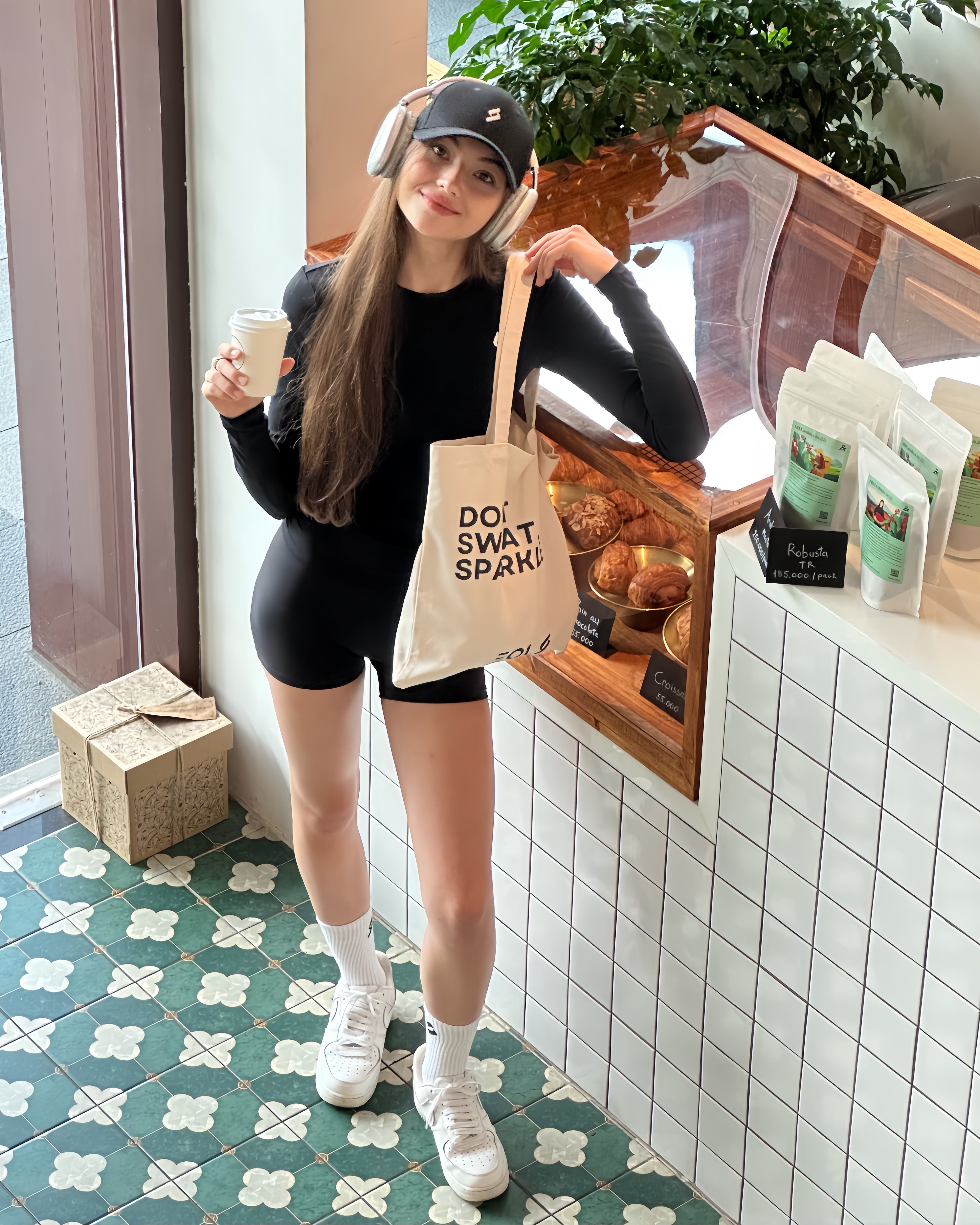 Momentum - Black (Đen) - view 7