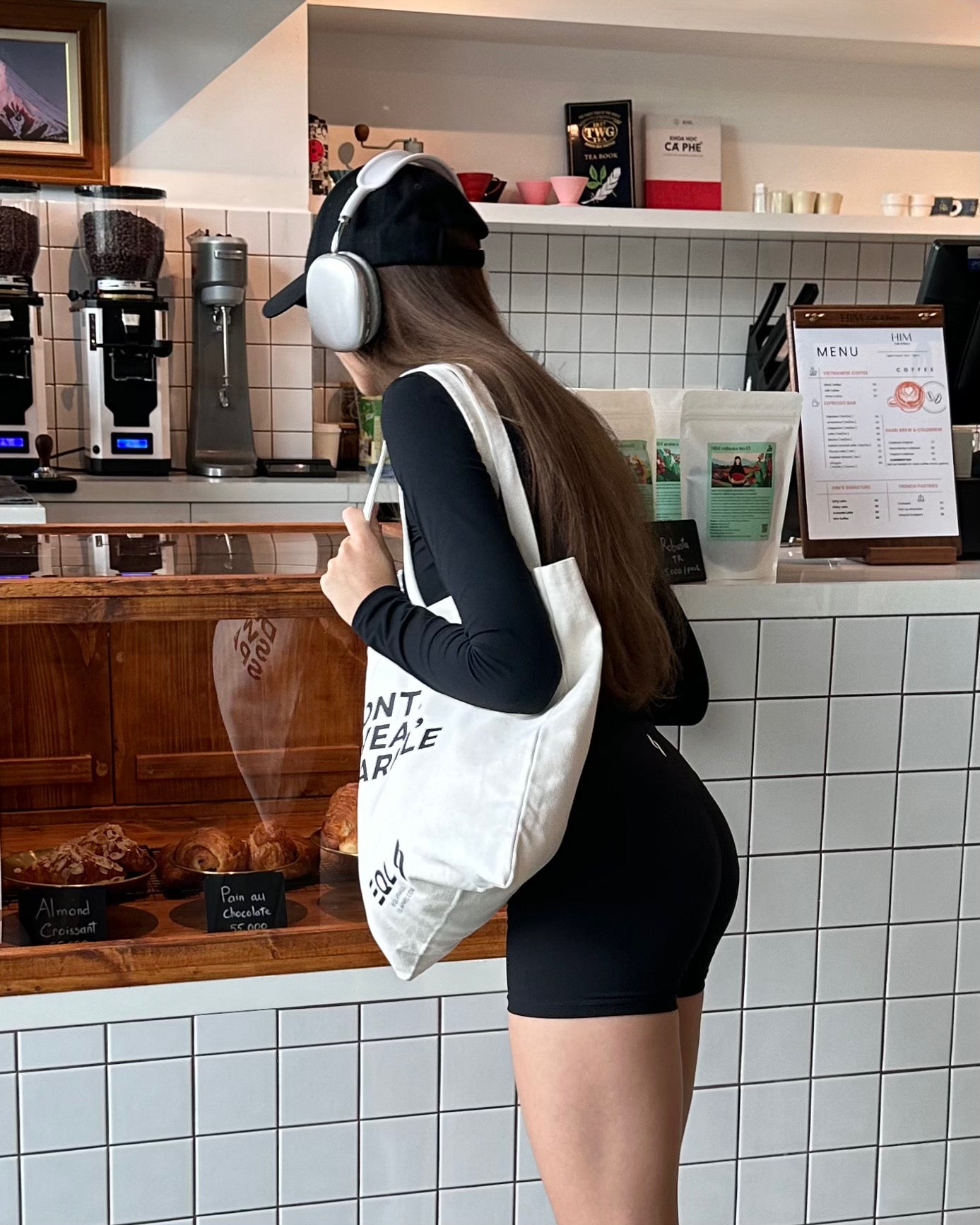 Momentum - Black (Đen) - view 8