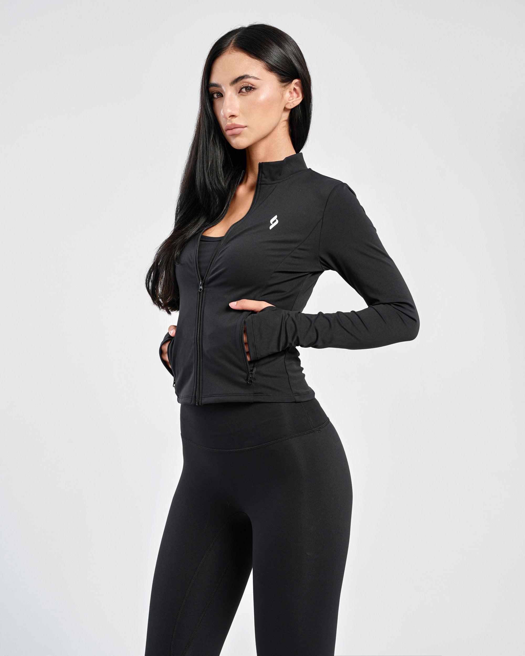 Nestle - Black (Đen) - view 5